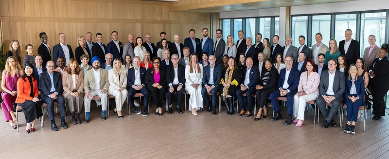 Merging brilliant peoplewith brilliant opportunities